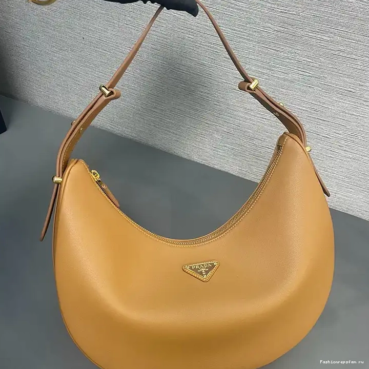 Fashionrepsfam ru Prada 2409YA0108 Bags 0810